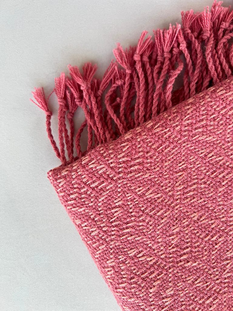 WARA XL Shawl in 100% Baby Alpaca (Pink & Rose)