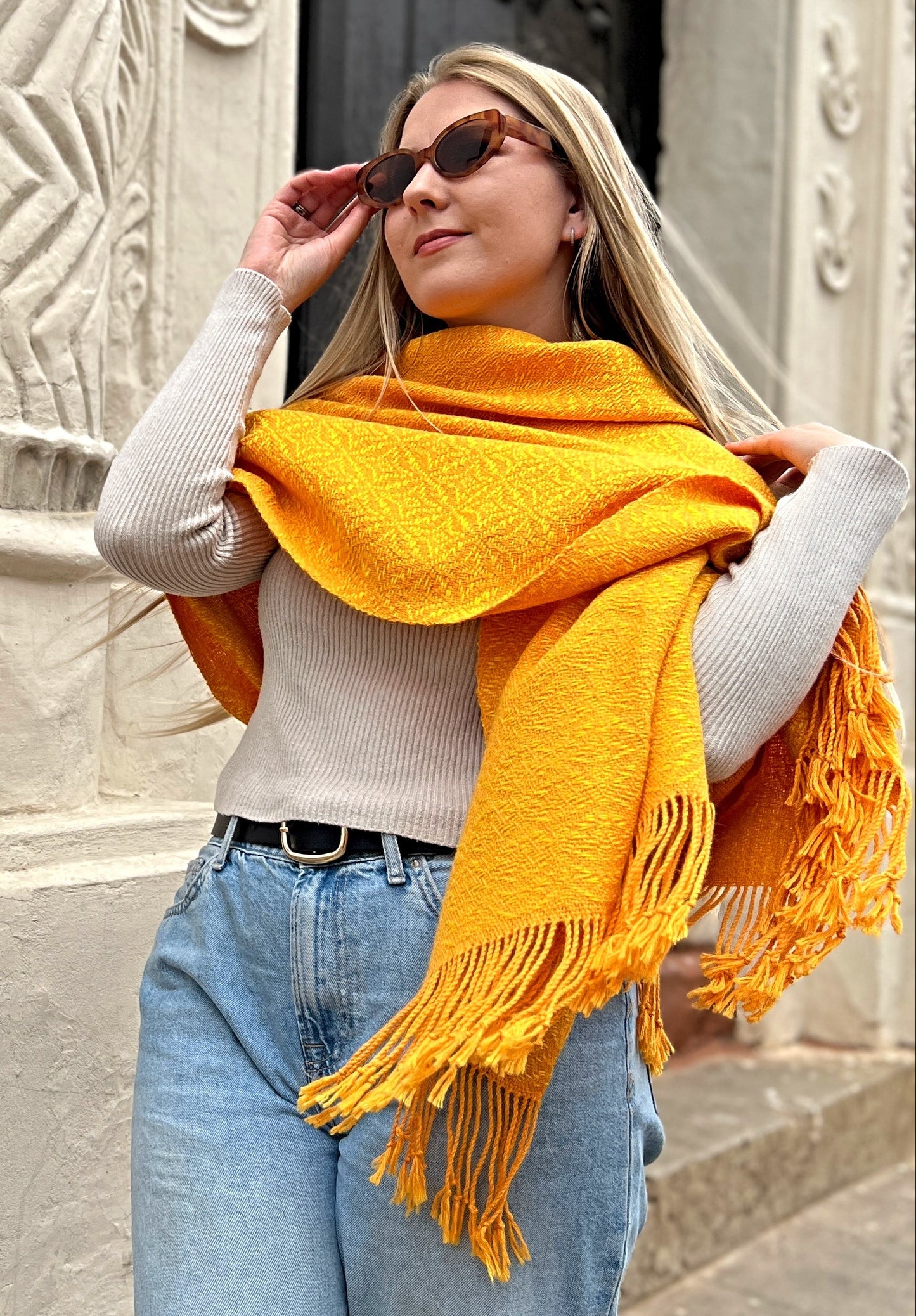 WARA XL Shawl in 100% Baby Alpaca (Yellow)