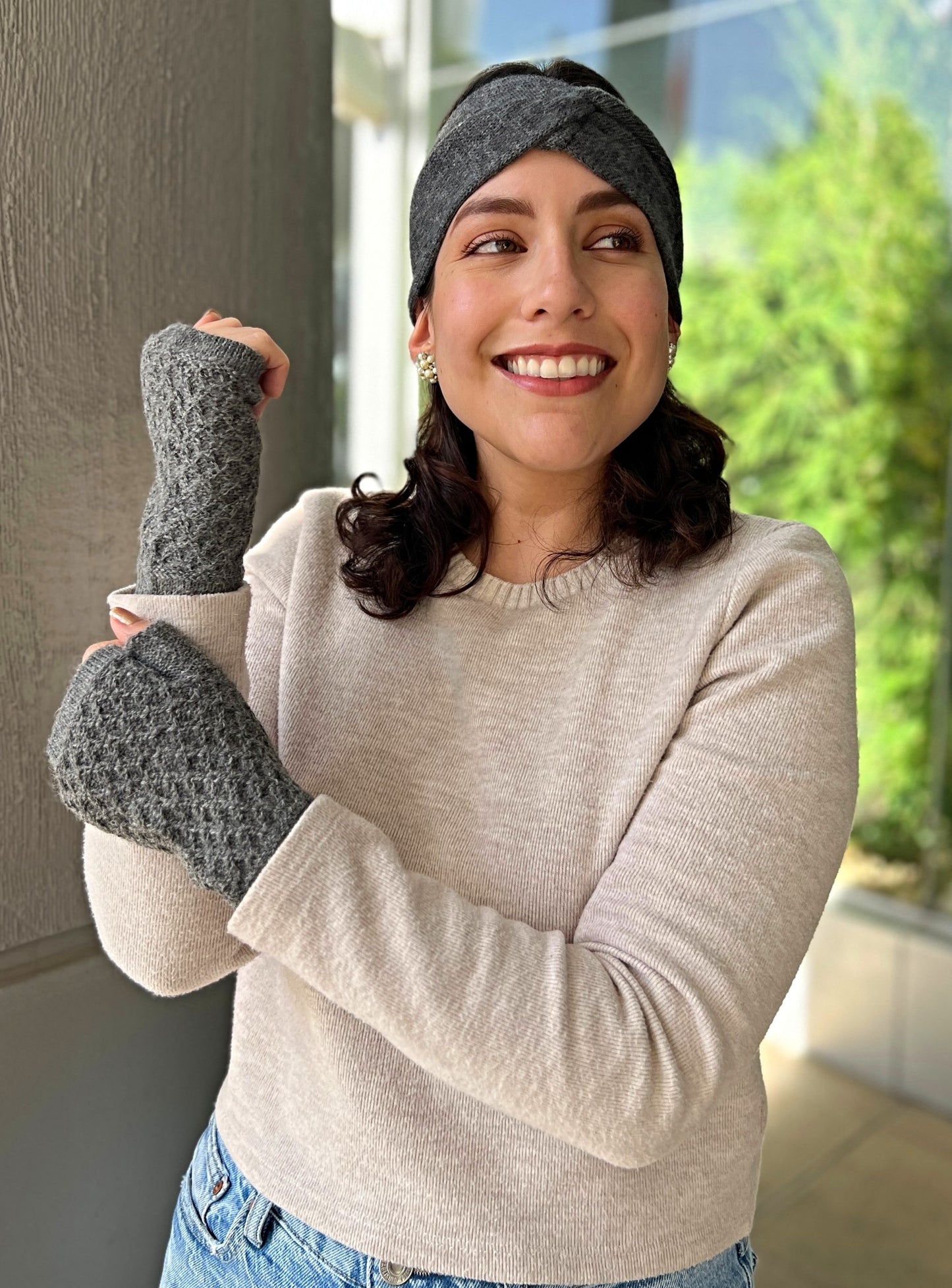 MAKI Fingerless gloves in 100% Baby Alpaca (Grey)