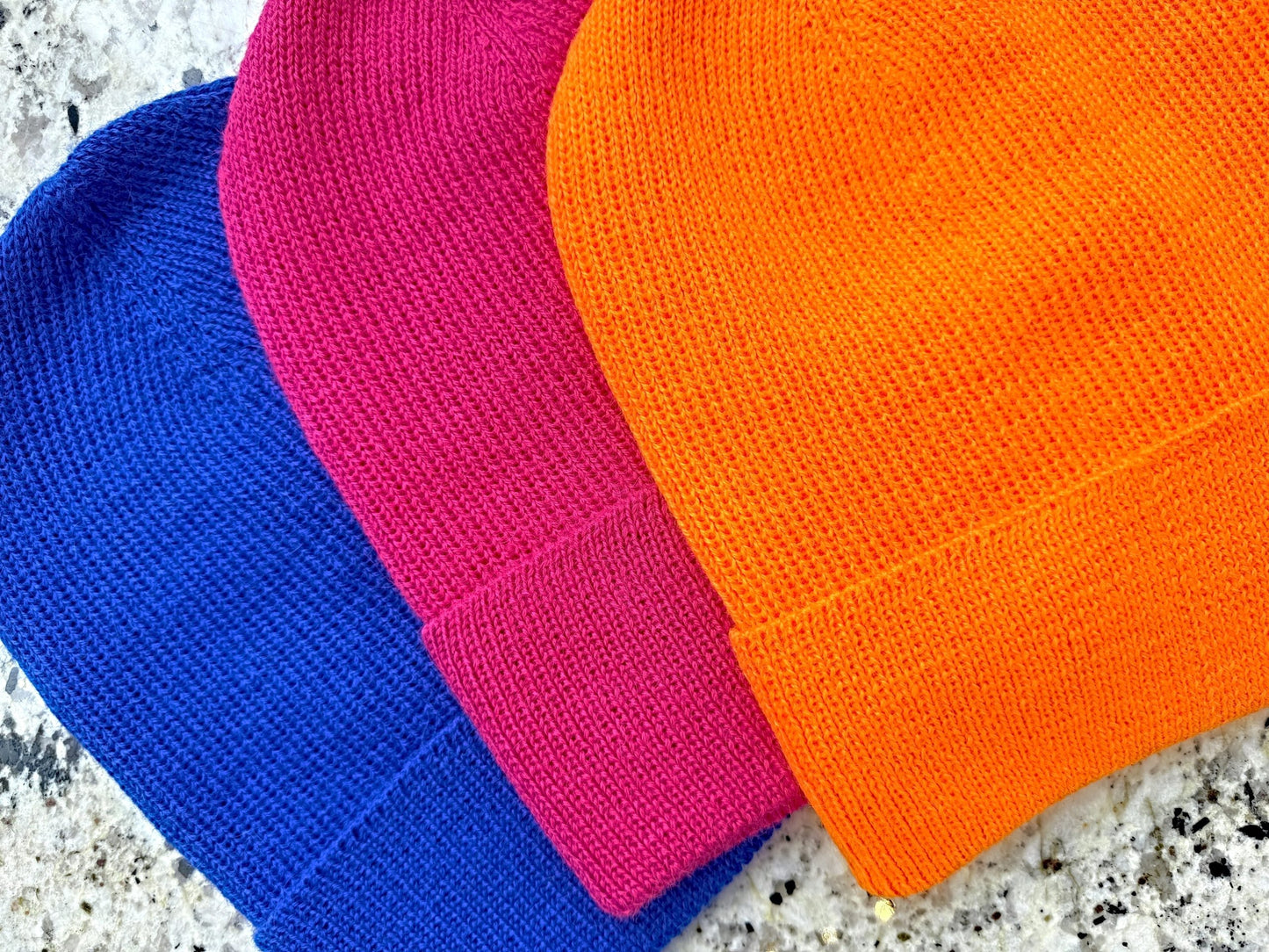 ILLIMANI Beanie in 100% Baby Alpaca wool (Pink)