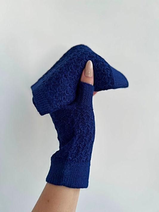MAKI Fingerless gloves in 100% Baby Alpaca (Blue)