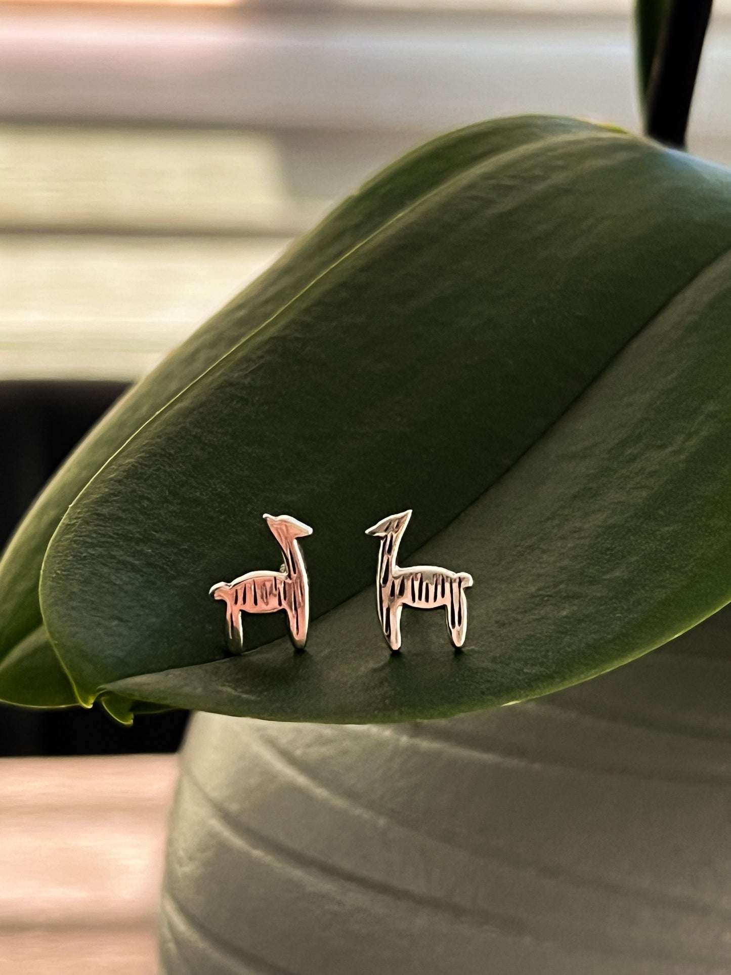 KASIRI 950 Silver Handmade Earrings – Llama, accessory, handmade in Bolivia