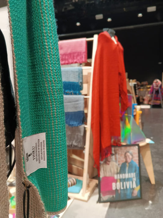 YANANTIN Double Sided Scarf Shawl in 100% Baby Alpaca (Beige & Turquoise)